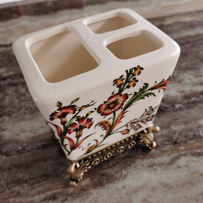 Floral Elegance Ceramic Toothbrush Holder – Minimalist Bathroom Vanity Organizer
