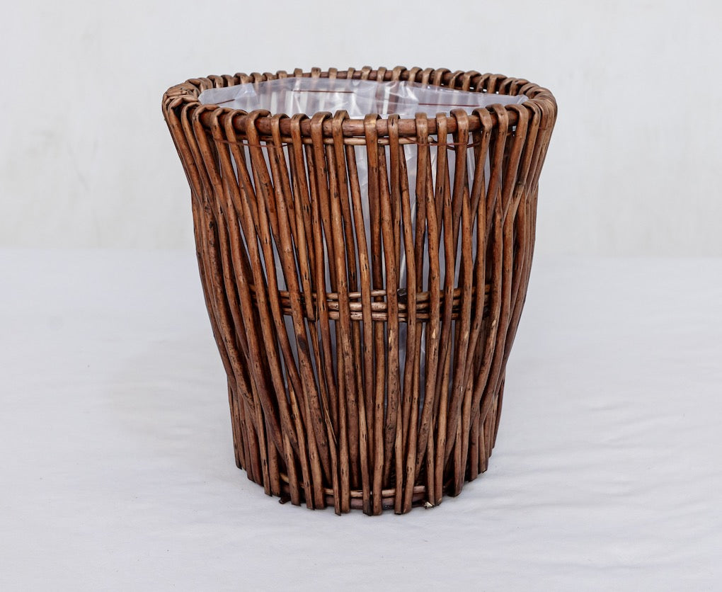 Handwoven Wicker Planter Basket with Liner – Indoor Plant Pot Cover (Boho Rustic Decor)