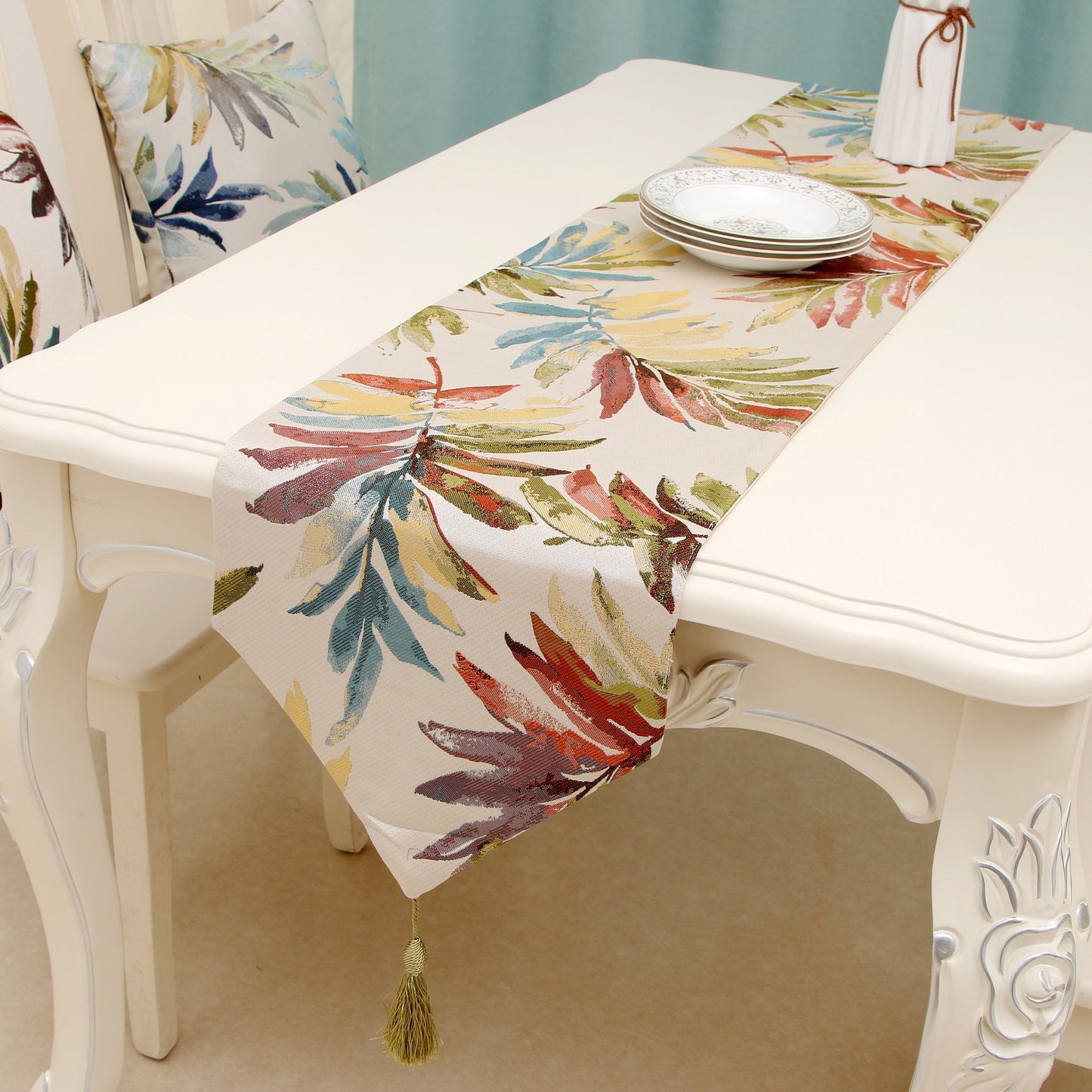 Botanical Leaf Table Runner – Farmhouse Nature Dining Decor