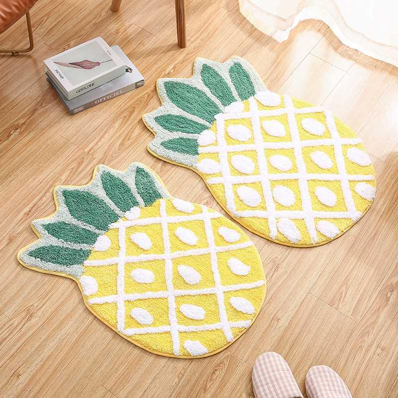 Pineapple floor mat